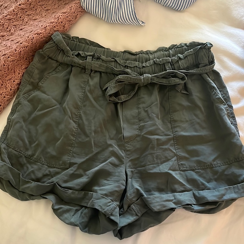 Aerie Shorts -Size Large- Army Green
